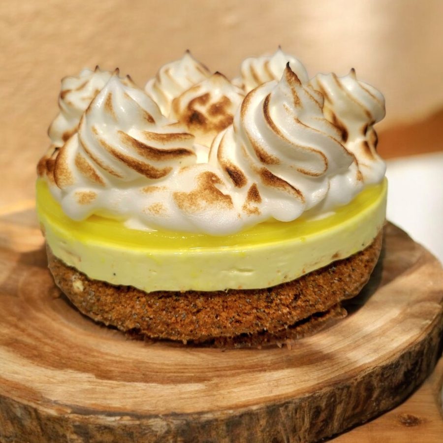 Lemon White Chocolate Mousse Meringue Cheesecake
